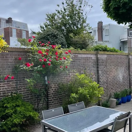 Spacious With Garden *