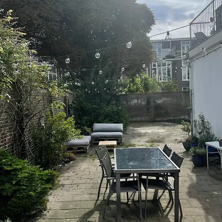 Spacious With Garden Apartment The Hague